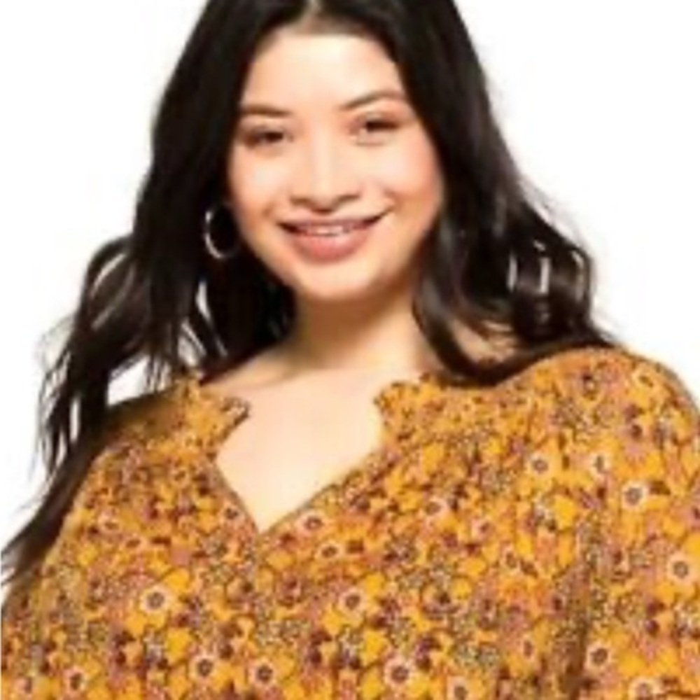 DR2 BOHo Floral Yellow Peasant top size L